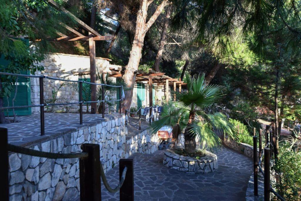 Hotel Club Torre Capovento Sperlonga Buitenkant foto