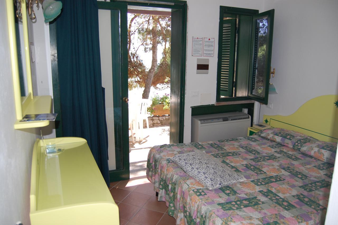 Hotel Club Torre Capovento Sperlonga Buitenkant foto