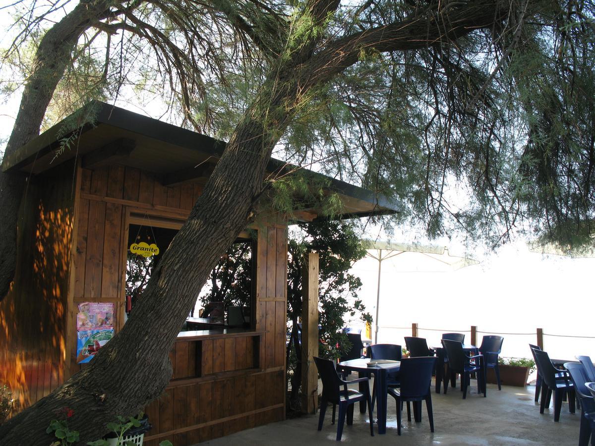 Hotel Club Torre Capovento Sperlonga Buitenkant foto