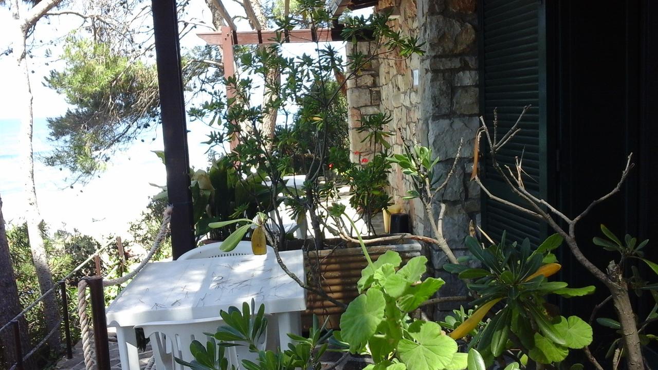 Hotel Club Torre Capovento Sperlonga Buitenkant foto