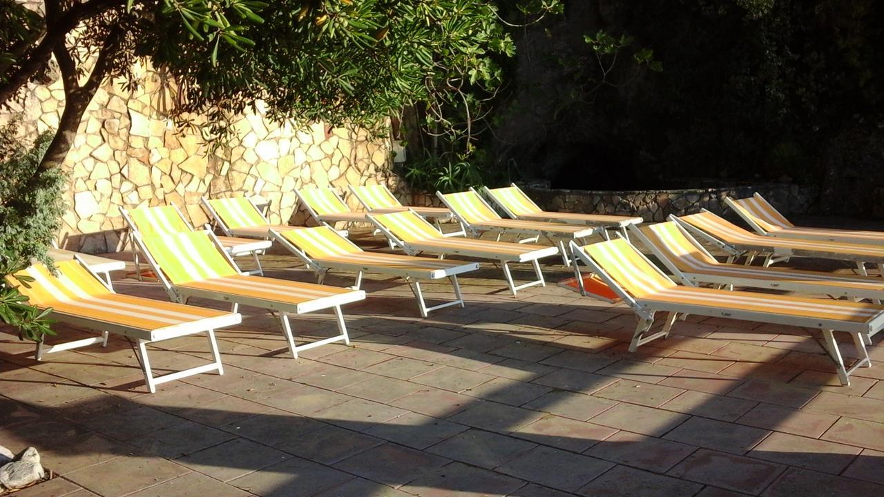 Hotel Club Torre Capovento Sperlonga Buitenkant foto